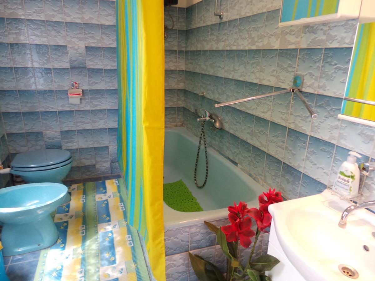 2 L Apartment Jablanac Luaran gambar